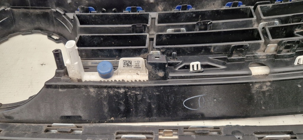 фото №11, Vw arteon 3g8 r-line lift 20- решётка радиатора решётка радиатора светодиоды