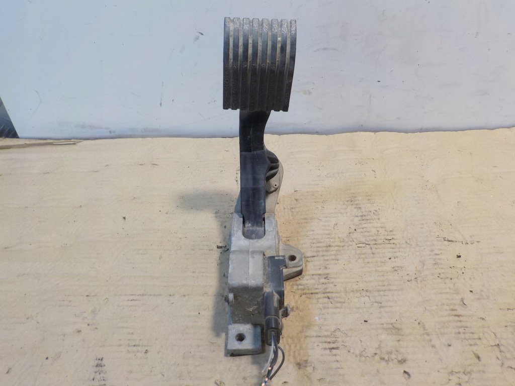 фото №1, Педаль газа daf xf106 1785206