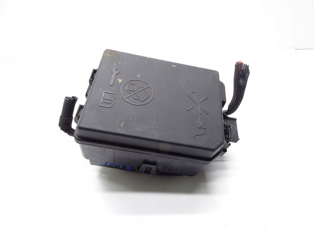 Купити Коробка запобіжників 39068005 opel corsa e 1.4 b