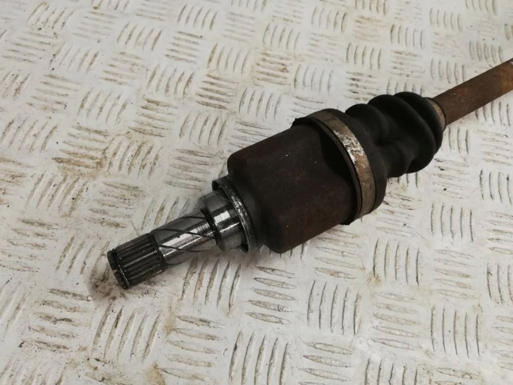 Приводной вал левая renault megane 3 1.5 dci 5 передач Оригинал