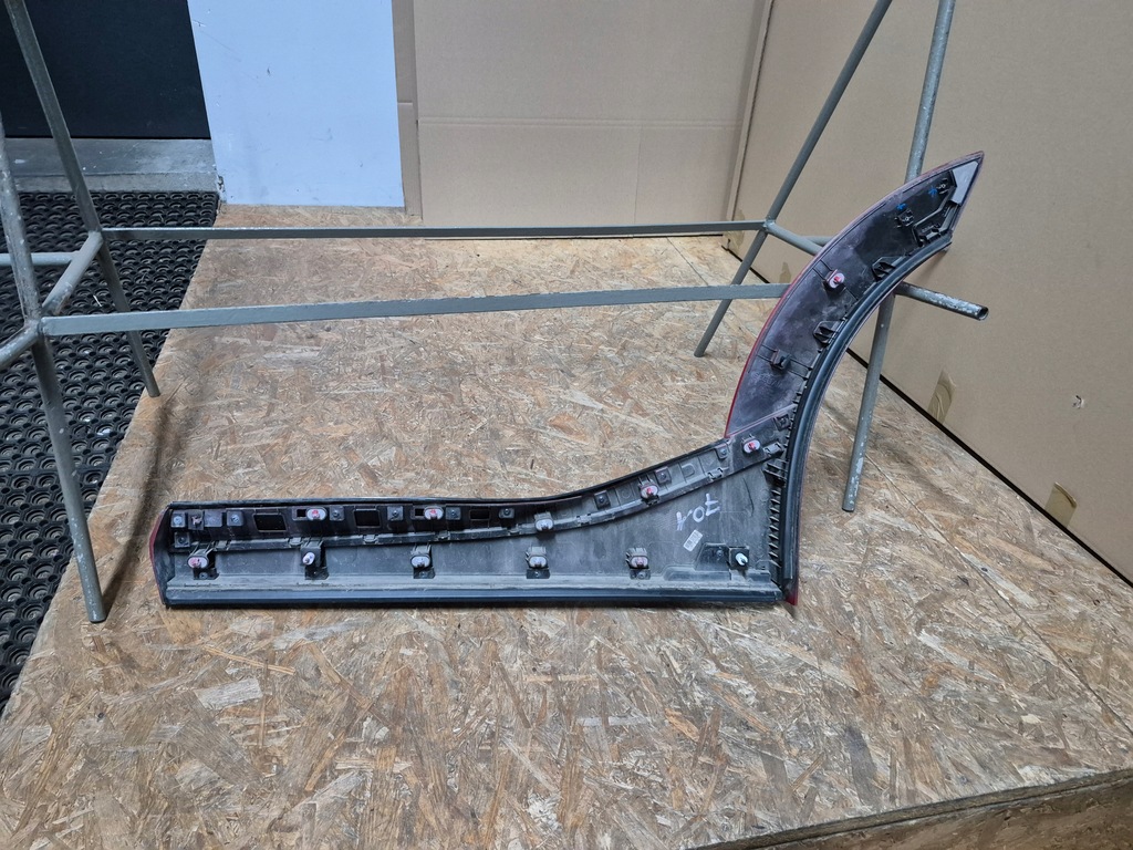 фото №12, Kia ev6 молдинг na двері задні задня праве