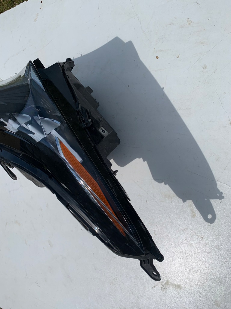 Фара лампа lexus rx права 2015– Доставка