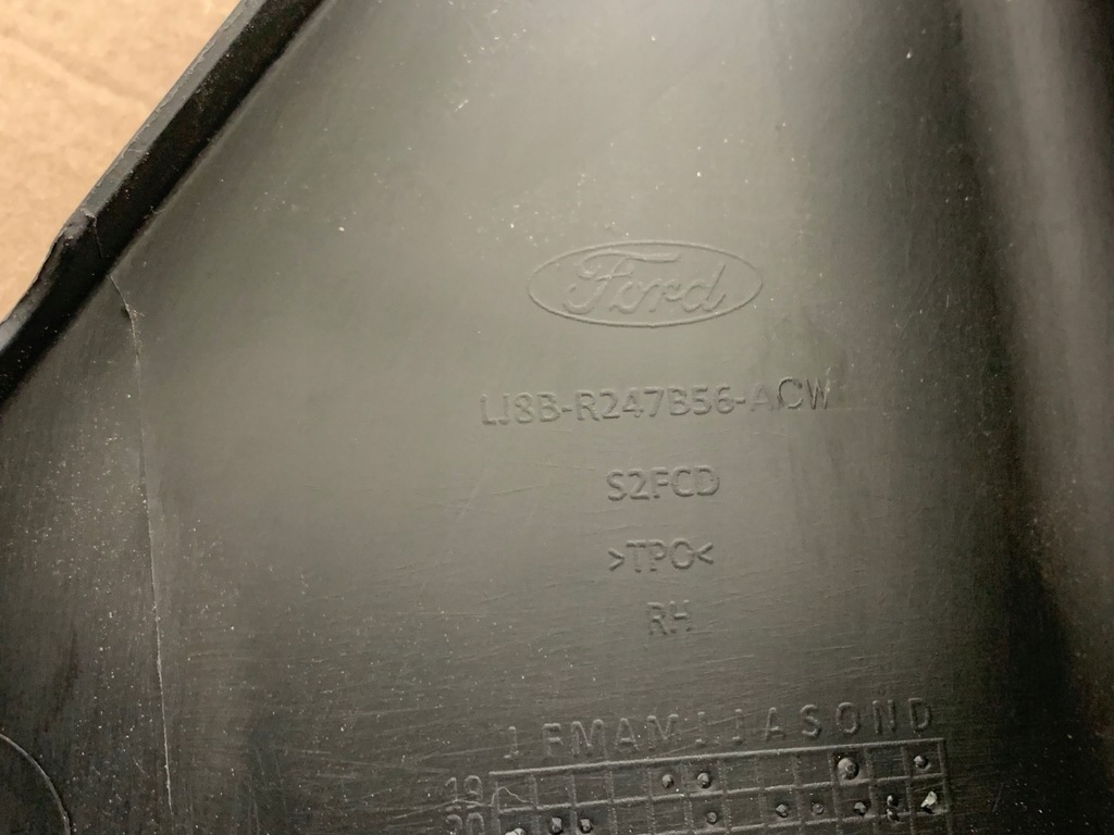 фото №12, Ford mustang mach-e rwd 21r молдинг захист двері правий задня