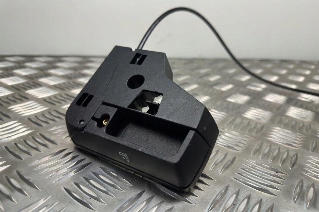 фото №8, Другое запчасти внутреннее bmw 3 f30, f80 7283922 2.99l дизель 2013