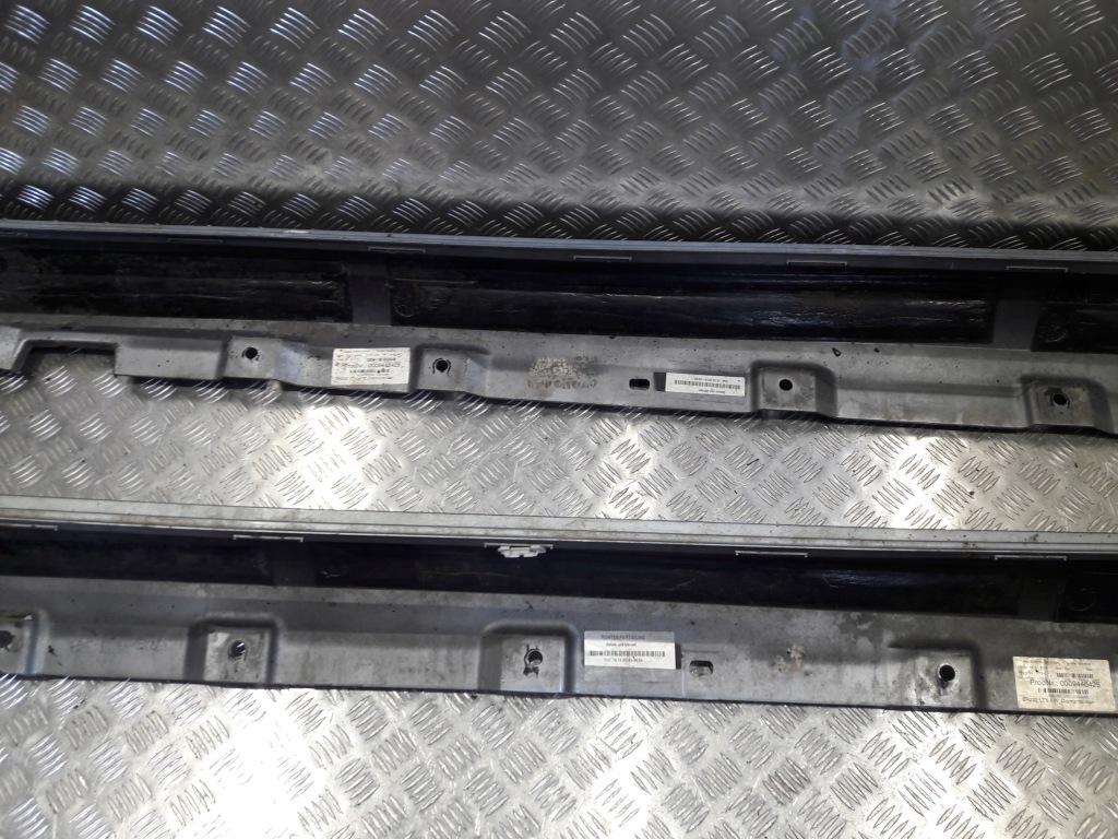 фото №13, Mercedes s w222 2014r молдинг поріг колір 9988