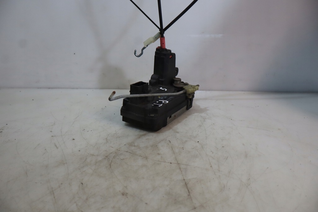 фото №3, Замок правый задняя дверь opel zafira b