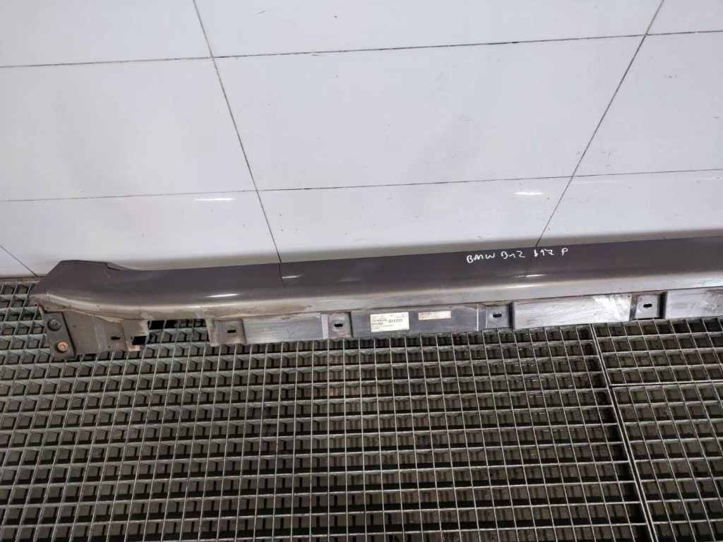 Молдинг порог порог правый  правая bmw 7 f01 f02 f03 f04 havanna металлик a17 с Разборки