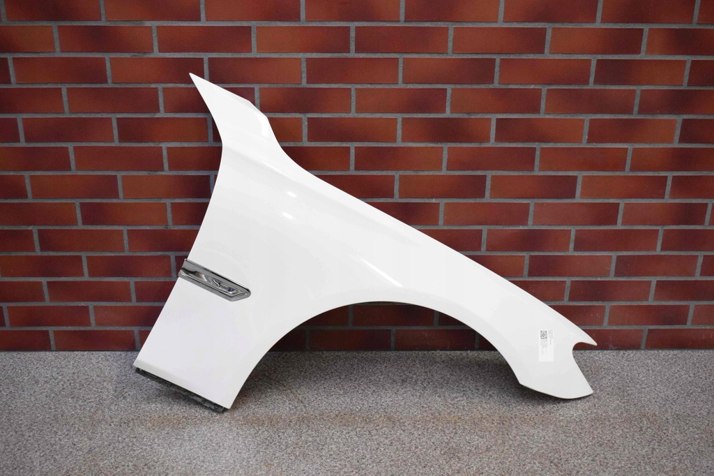 фото №1, Крыло правый bmw 7 f01 f02 цвет a300