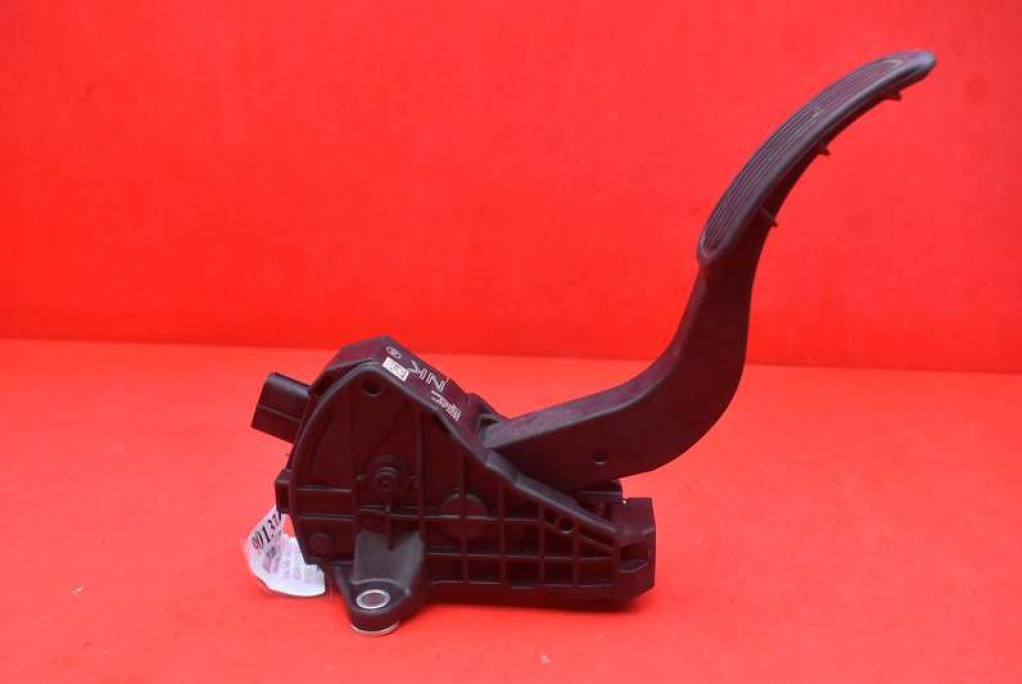 фото №6, Потенціометр педаль газу eu 78110-02211 toyota corolla e21 1.8 hybrid 98 km