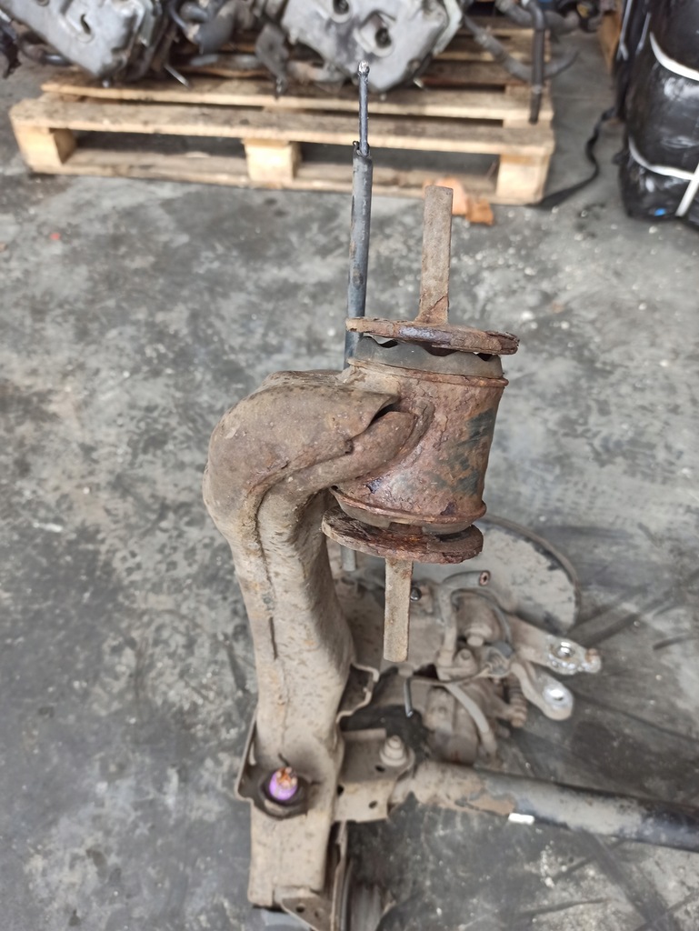 фото №8, Honda civic viii 1.3 b sd поворотный кулак рычаг правый задняя балка подвеска oś