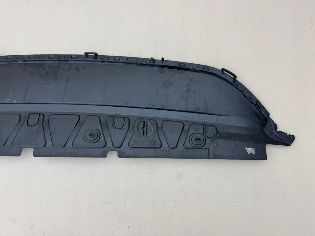 фото №10, Skoda superb 3 iii 15r- плита защита pod бампер усилитель 3v0807061