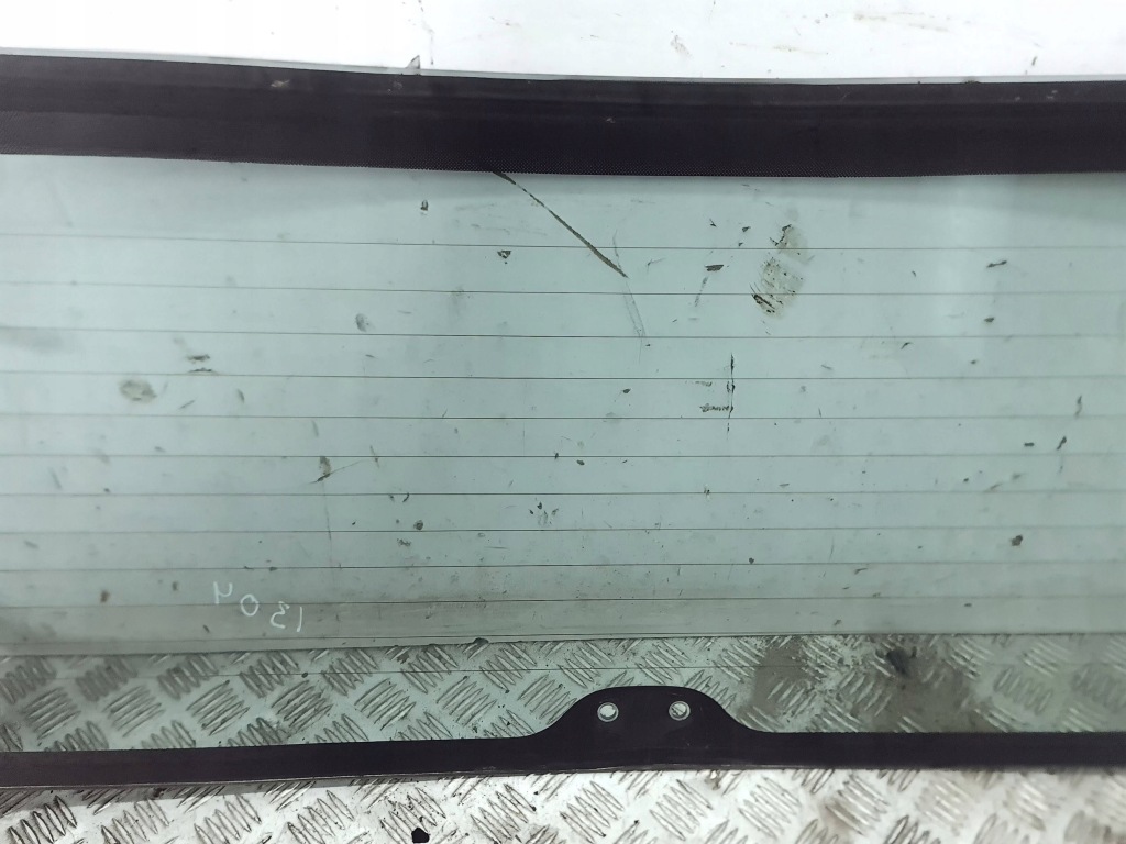 Купити Скло задня kia sorento