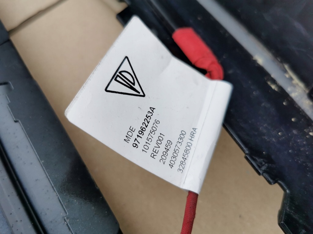 фото №13, Porsche panamera ii 971 sport design датчик диффузор бампера заднего