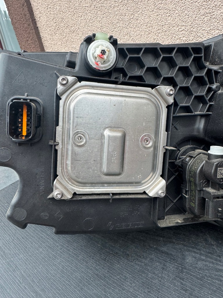 фото №13, Лампа права передня nissan nv300 primaster full led 260105974r