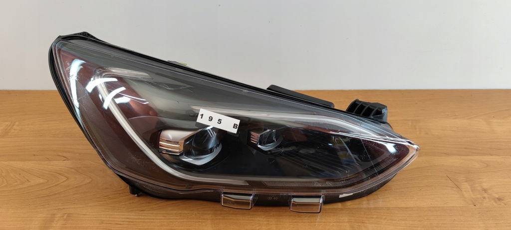 фото №1, Ford focus 4 iv mk4 правая лампа перед фара rh