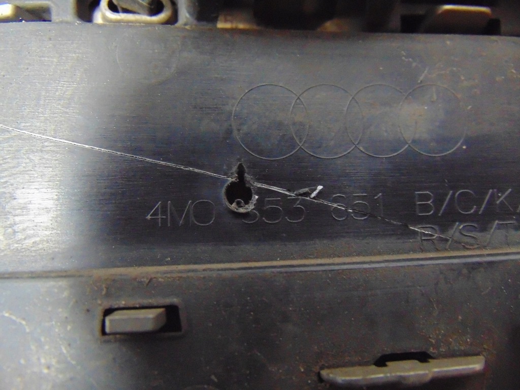 фото №15, Решётка радиатора решётка радиатора audi sq7 4m satyna 4m0853651b