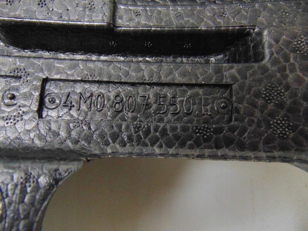 Абсорбер бампера перед audi q7 ii 4m0807550l в Україні