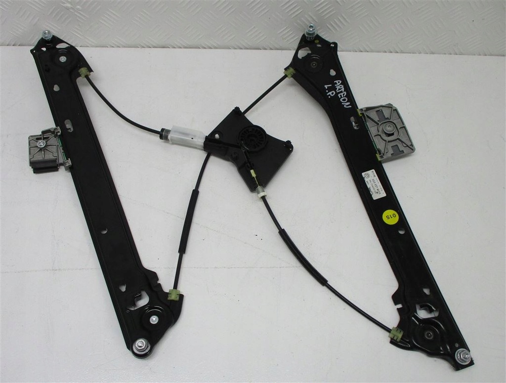 фото №1, Механизм подъемник стекло левый перед vw arteon