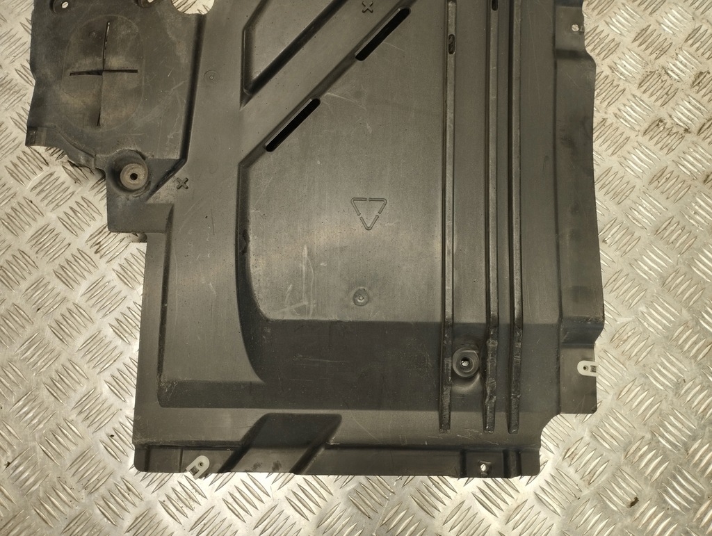 фото №6, Bmw f45 защита подвеска левая 7290811