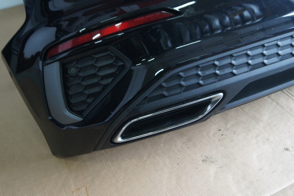 фото №8, Audi a3 8y s-line задня кришка багажника лампи бампер ly9t