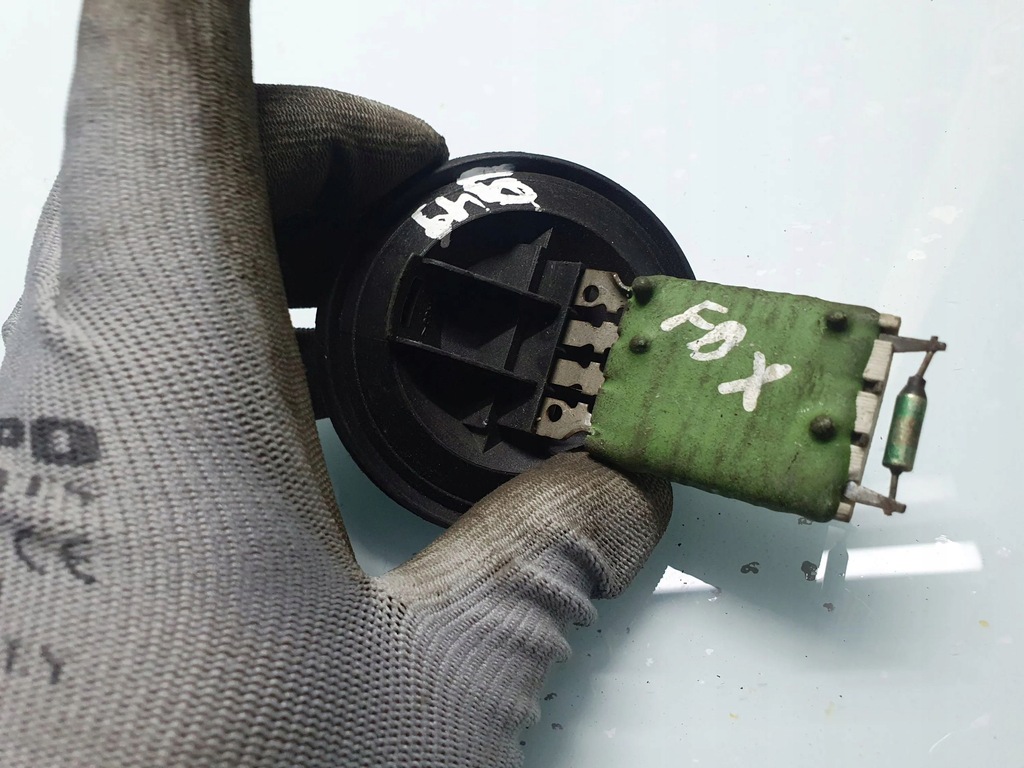 фото №7, Volkswagen fox 2007 резистор / резистор вентилятор обдув