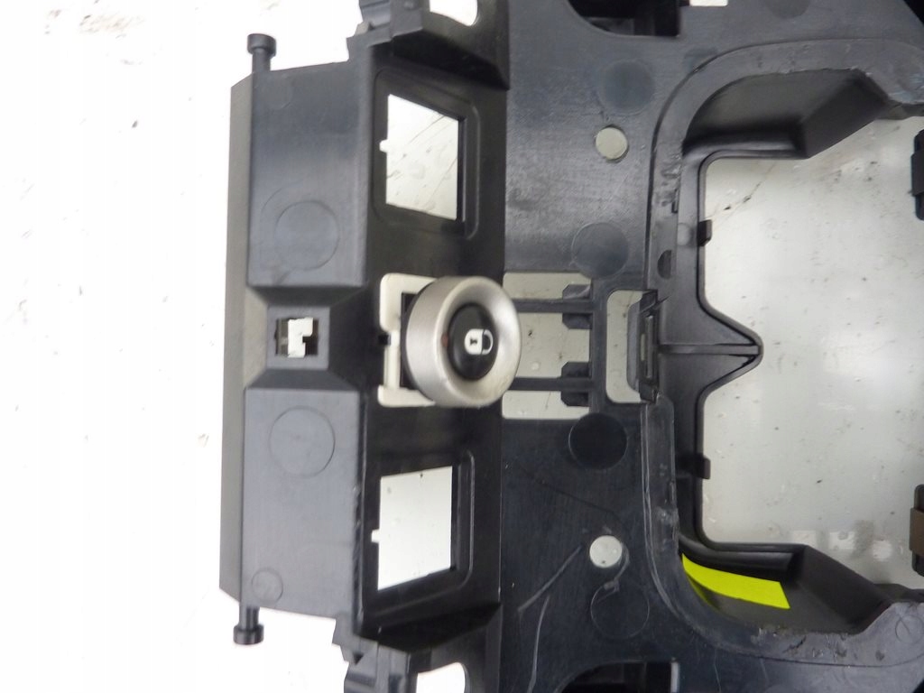 фото №4, Кнопка люк solar крыша lancia phedra