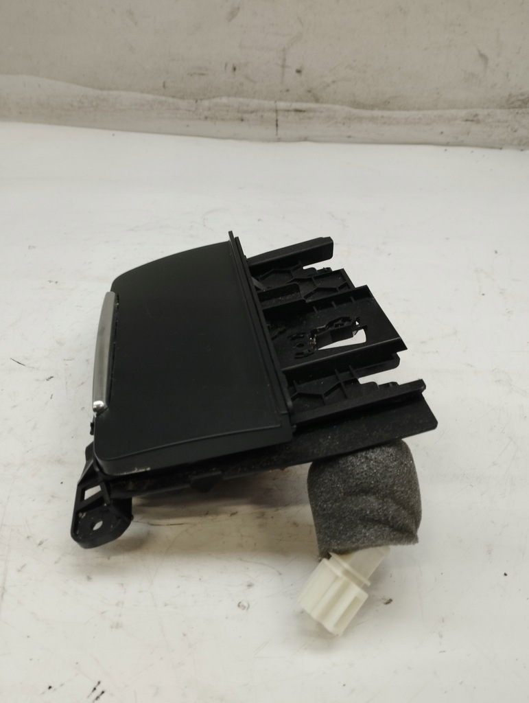 фото №5, Audi a4 b8 a5 q5 пепельница 8k0857951c