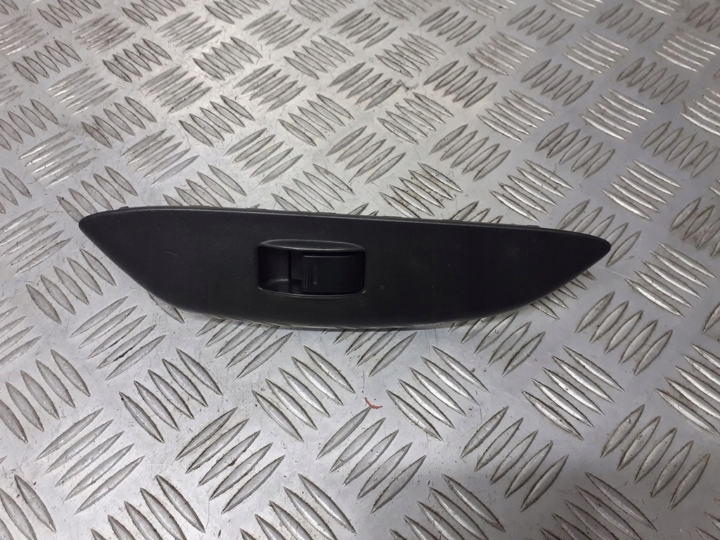 фото №1, Панель скло правий перед toyota yaris i