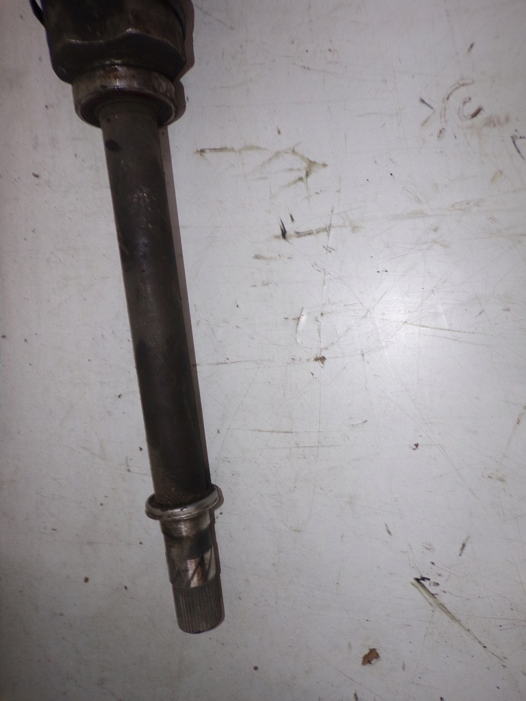 Приводной вал правый  длинная renault 1.9 dci Цена