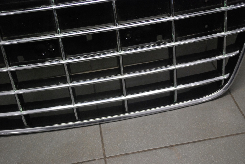 фото №5, Решётка радиатора решётка радиатора радиатор audi r8 420853651a