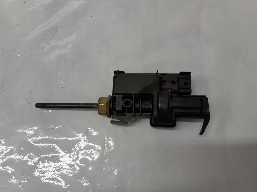 фото №1, Renault megane iii espace iv привод крышка заливной