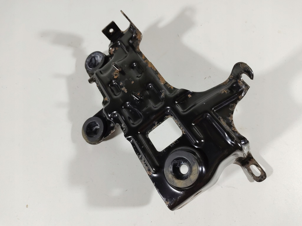 фото №9, Jeep compass 13- кронштейн фільтра повітря