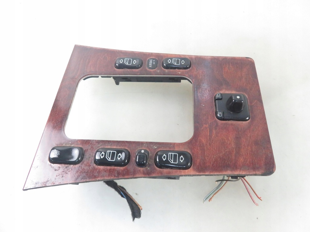 фото №6, Панель окон mercedes w210