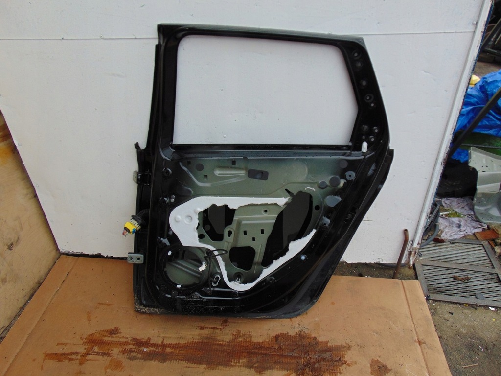 фото №10, Двері праве задня peugeot 308 ii t9 kombi ktvd