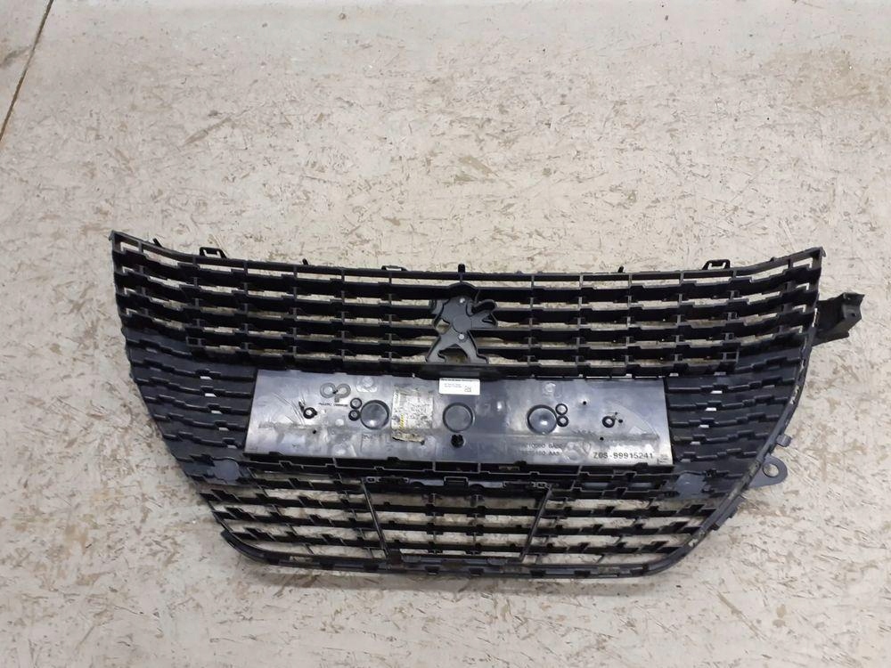 фото №8, Решітка радіатора решітка радіатора peugeot 208 ii 2019- 9823210080