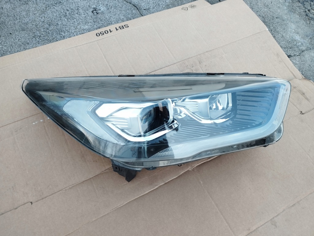 фото №1, Ford kuga mk2 ii lift лампа правая перед ксенон 16-