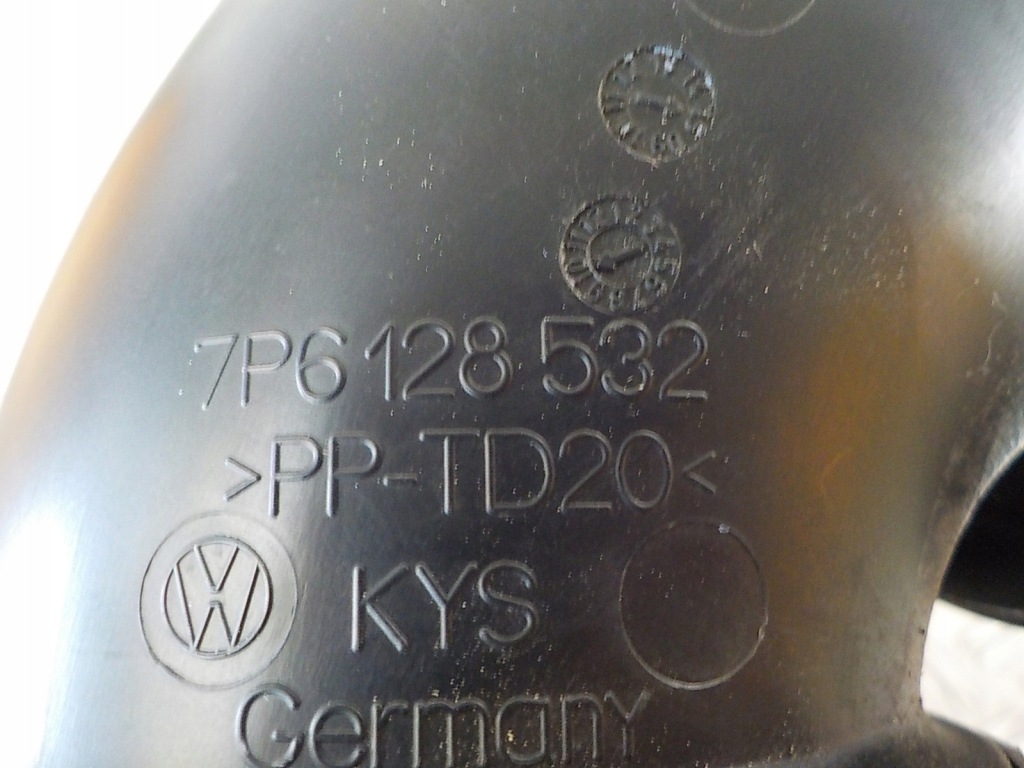 Cayenne 14-17 пабтрубок  воздухозаборник воздуха расходомер Недорого