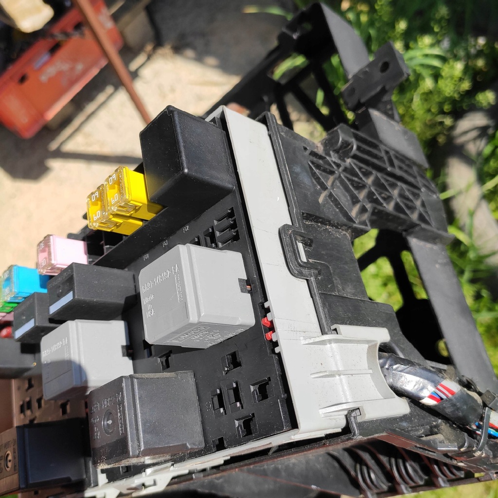 фото №6, Коробка запобіжників реле transit 2.2