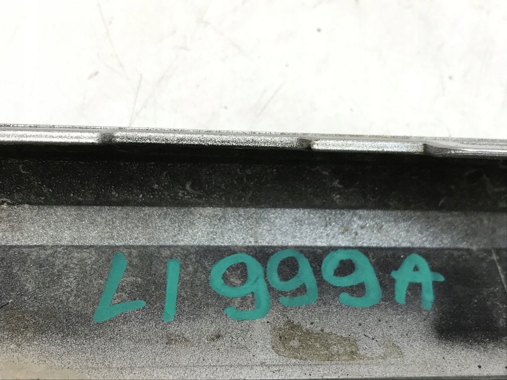 фото №11, Молдинг бампера задняя 3g9807568 vw passat b8 alltrack