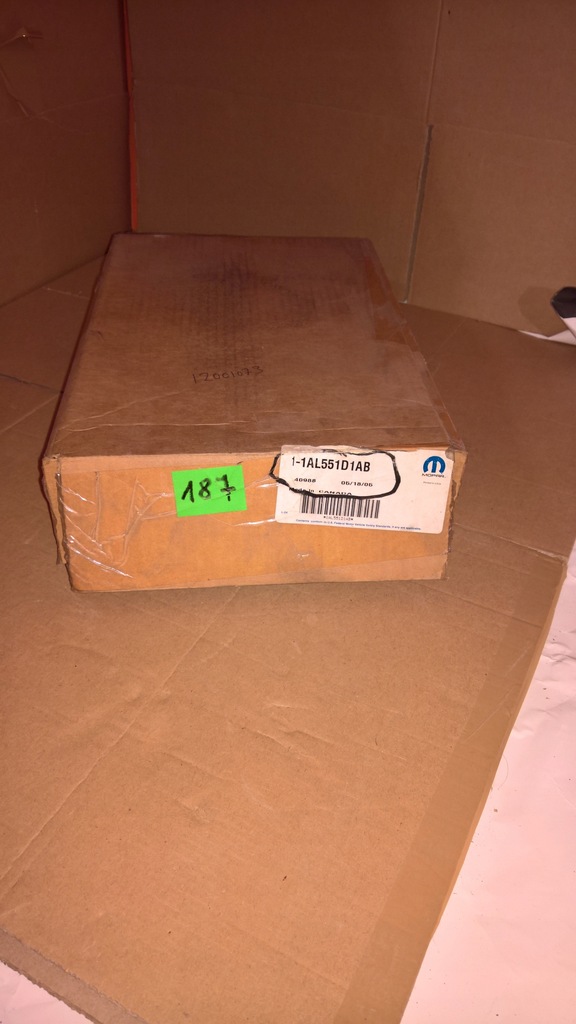 фото №5, Chrysler t&c voyager dodge caravan rg бардачок стельовий na рейка 1al551d1ab