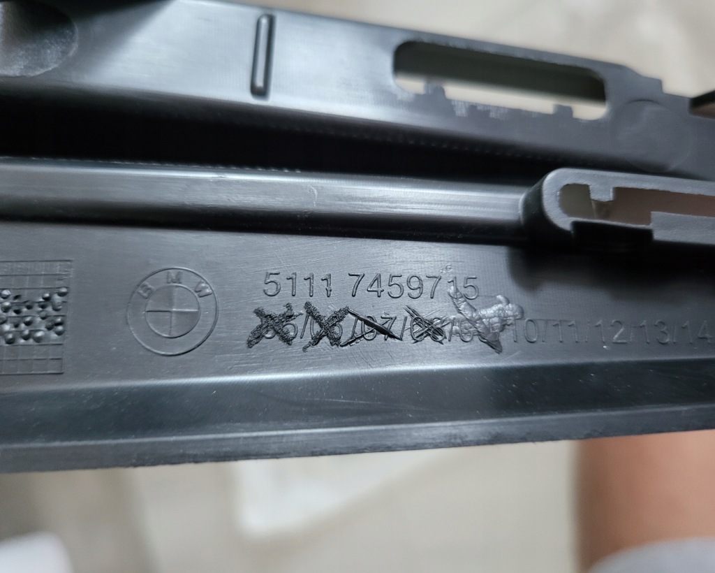 Решётка бампера левая правый  перед bwm 1 f40 7459715 7459716 Недорого