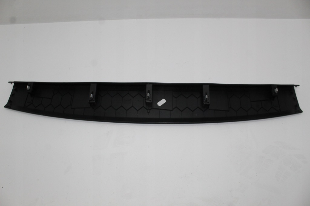 фото №2, Vw t-roc обивка крышки багажника 2ga867707