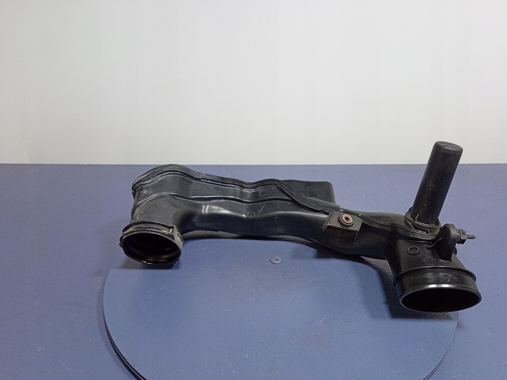 фото №2, Volvo v40 ii шланг труба повітря 31370135