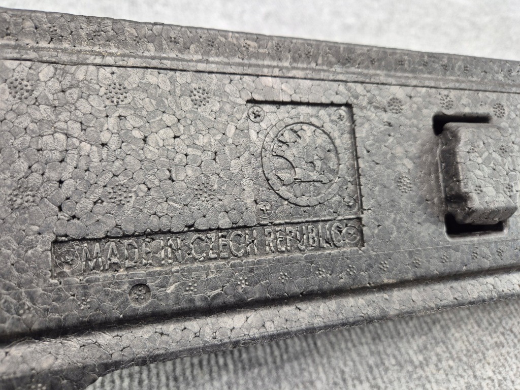 Абсорбер бампера перед skoda kamiq scala оригинальный номер 657807248 Доставка