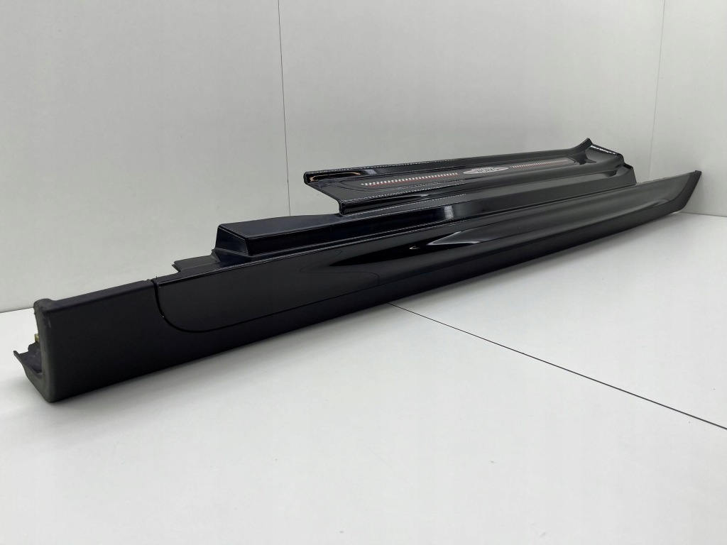 фото №1, Mini f56 накладка молдинг порог левая jcw 7352151