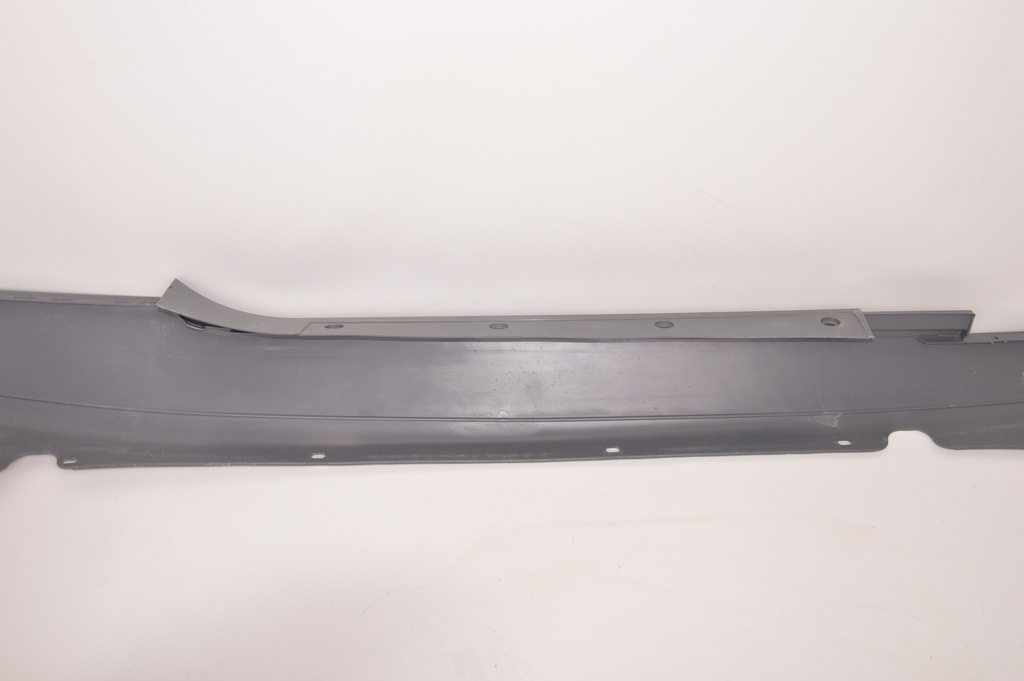 фото №8, Maserati granturismo молдинг накладка порог левая