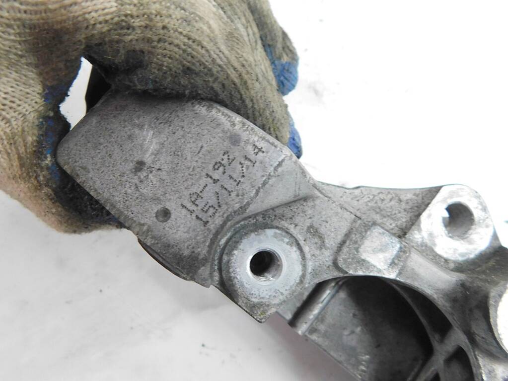 Bmw x5 f15 x6 f16 m50d 3.0 15r кронштейн генератора Цена