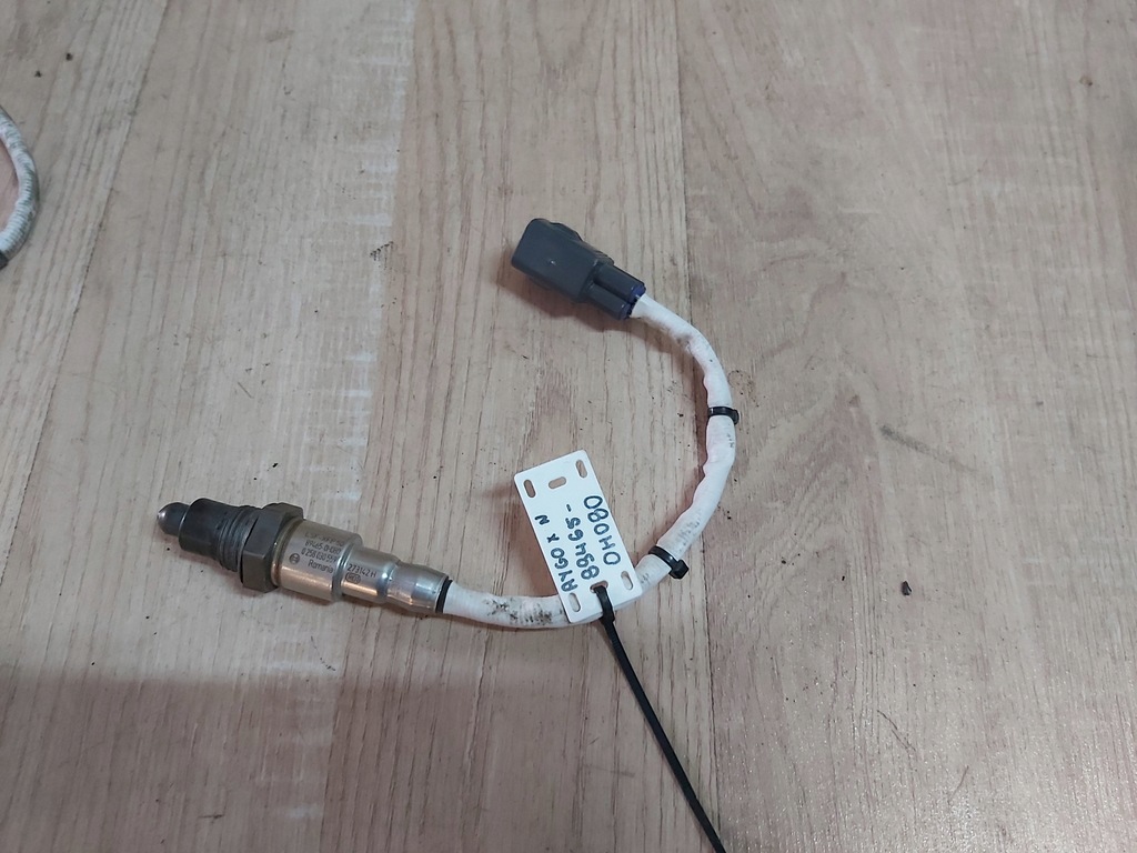 фото №1, Toyota aygo x cross 1,0 датчик лямбда-зонд 89465-0h080