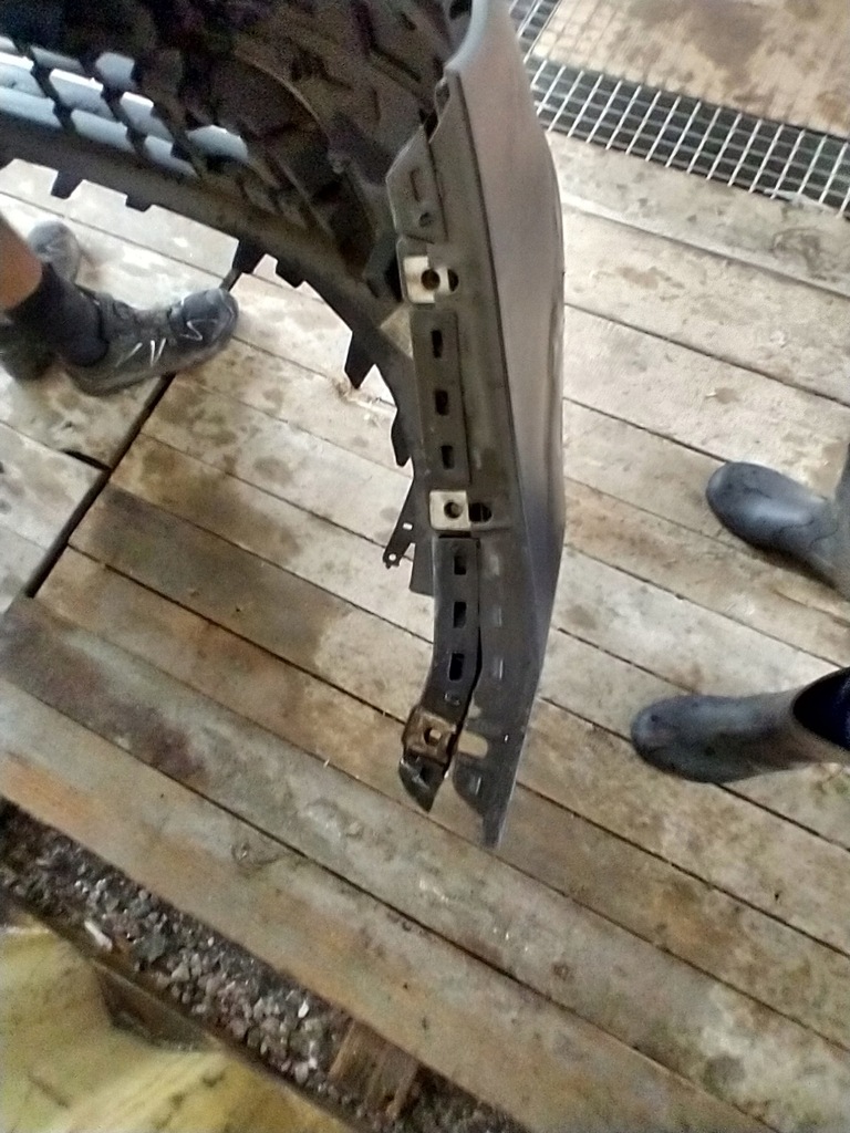 фото №14, Бампер перед mercedes vito w447 kompletny решётка радиатора