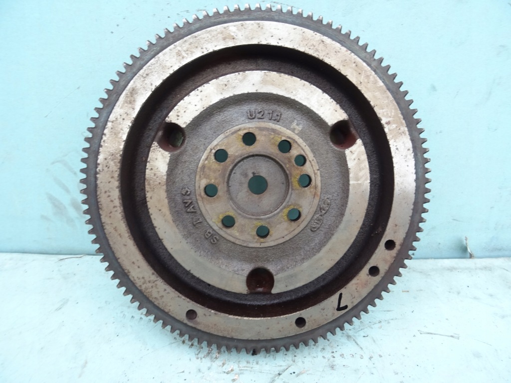 фото №1, Колесо маховик hyundai 23200-2a201 u2 1,1